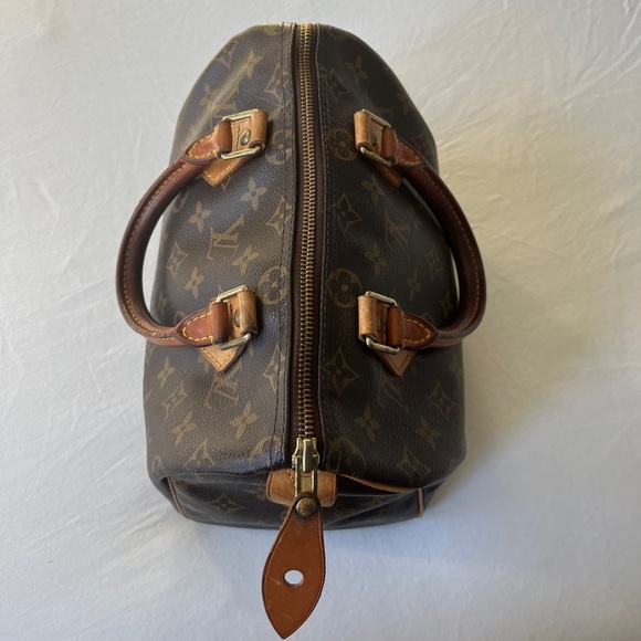 LOUIS VUITTON VINTAGE MONOGRAM SPEEDY 25 - Picture 3 of 17